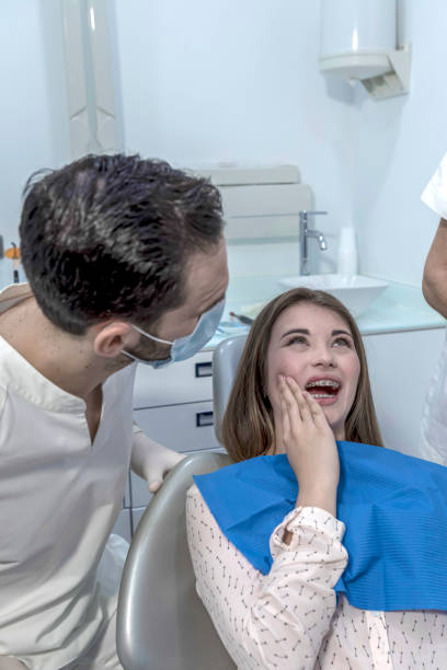 Best Emergency Treatment for Jaw Pain or Injury in Salt Creek Commons, IN
